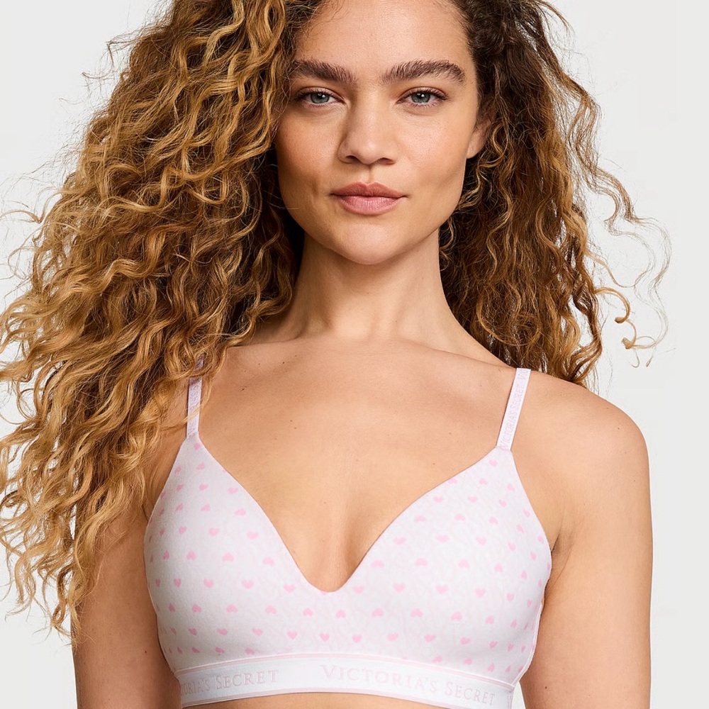 Victoria's Secret Light Pink Heart Bra